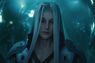Однокрылый Ангел: косплеерша воплотила образ Сефирота из Final Fantasy 7