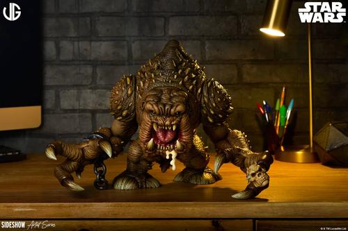 Image rights belong to Lucasfilm and Sideshow Collectibles