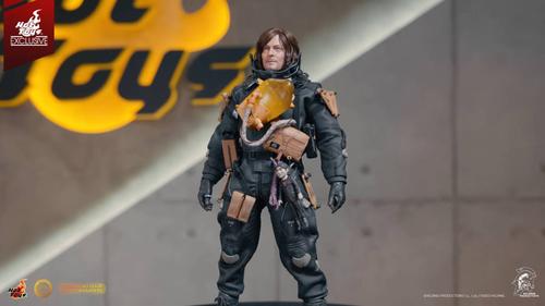Images courtesy of Kojima Productions and Hot Toys