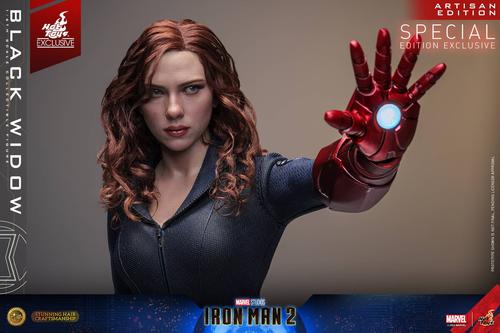 Images are copyrighted by Marvel, Disney and Hot Toys