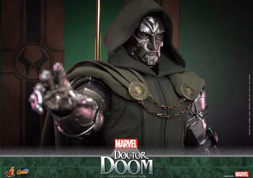 Права на изображения принадлежат Marvel и Hot Toys
