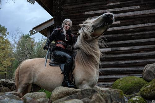 Photographer: Dzeta | Margarita Ishmaeva. Cosplayer: Lada Lyumos