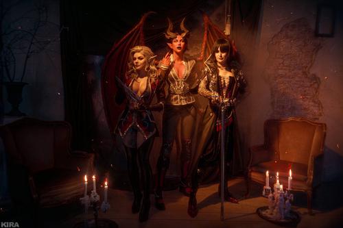 Photographer: KIRA photoarts. Cosplayers: Frau_Haku | Olga Haku, McCoy | Kristin McCoy, CYXARIC | Yulia Ertel