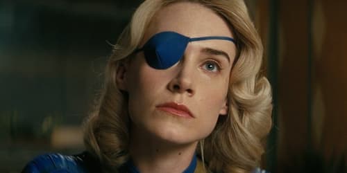 Annabel O'Hagan como Stephanie Harper