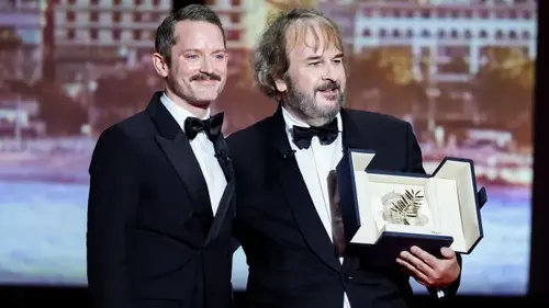 Элайджа Вуд и Питер Джексон на на церемонии открытия 79-го Каннского кинофестиваля