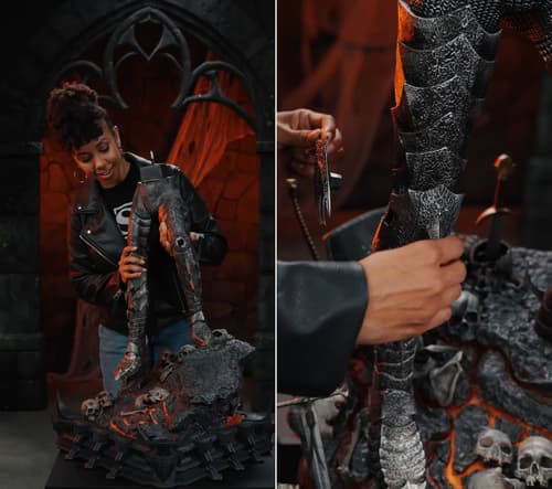 

Права на изображения принадлежат New Line Productions, Middle-earth Enterprises, Sideshow Collectibles и Prime 1 Studio

