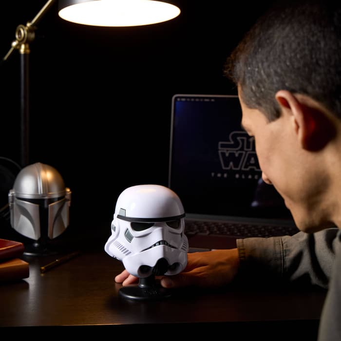 Image rights belong to Hasbro, Lucasfilm and Disney