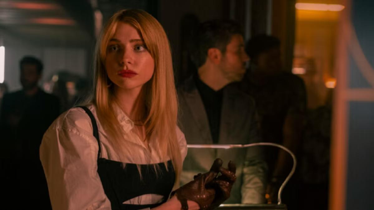 Мэдди Филлипс в сериале «Поколение "Ви"»